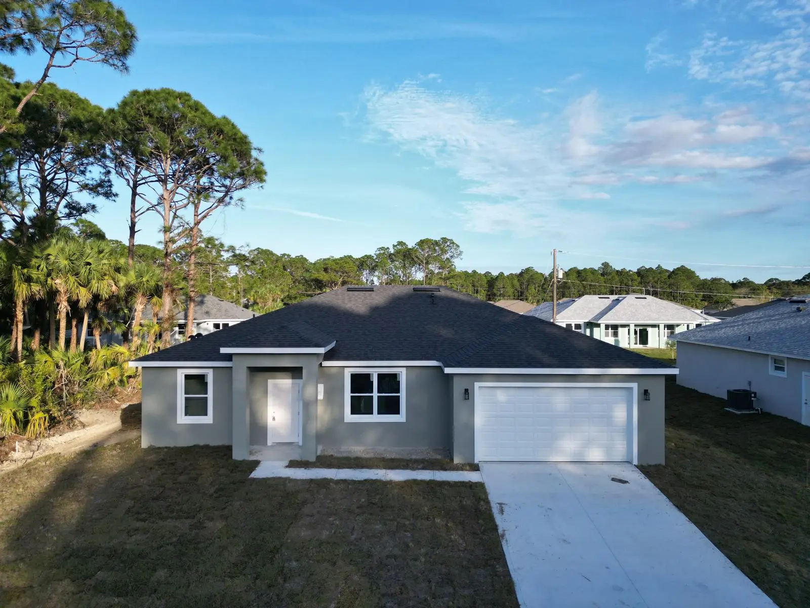 1271 Hathaway Rd